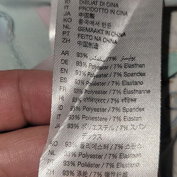 RSVLTS Bluey “Heeler Holiday” Men’s Christmas shirt 2XL NWT - Picture 9 of 11